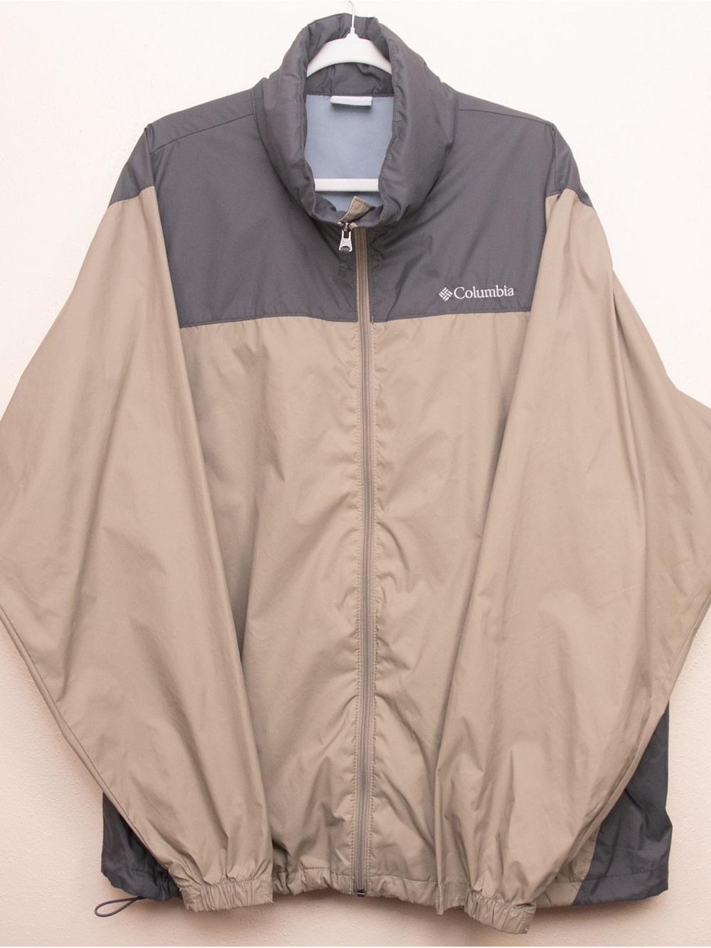 Columbia Windbreaker Jacket Outdoors Gorpcore Hiking Trail Gear